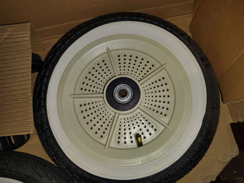 Wishbone Recycled 3-in-1 Balance Bike (Warehouse Sale)